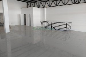 Sala com 150m², no bairro São Victor COHAB em Caxias do Sul para Alugar