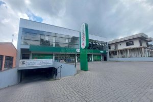 Sala com 150m², no bairro São Victor COHAB em Caxias do Sul para Alugar