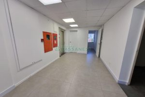 Sala com 250m², no bairro Centro em Caxias do Sul para Alugar