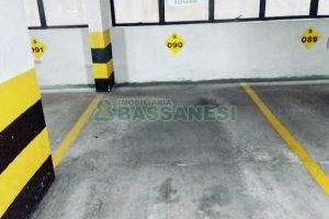 Box com 12m², no bairro Centro em Caxias do Sul para Comprar