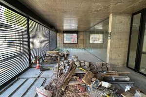 Loja com 697m², 6 vagas, no bairro São Pelegrino em Caxias do Sul para Alugar