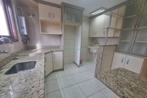 Apartamento com 75m², 3 dormitórios, 2 vagas, no bairro Saint Etienne em Caxias do Sul para Alugar