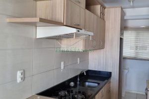 Apartamento com 55m², 2 dormitórios, 1 vaga, no bairro São Victor COHAB em Caxias do Sul para Comprar