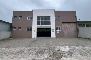 Pavilhão com 480m², no bairro Santa Fé em Caxias do Sul para Alugar