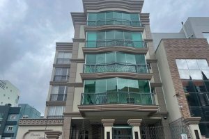 Apartamento com 98m², 3 dormitórios, 2 vagas, no bairro Sanvitto em Caxias do Sul para Comprar