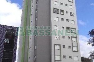 Apartamento com 63m², 2 dormitórios, 1 vaga, no bairro Petrópolis em Caxias do Sul para Comprar