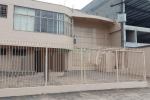 Pavilhão com 350m², no bairro Esplanada em Caxias do Sul para Alugar