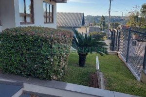 Apto Mobiliado com 117m², 3 dormitórios, 2 vagas, no bairro Cruzeiro em Caxias do Sul para Comprar