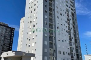 Apartamento com 62m², 3 dormitórios, 2 vagas, no bairro De Lazzer em Caxias do Sul para Alugar