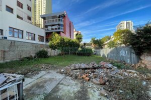 Terreno, no bairro Centro em Caxias do Sul para Comprar
