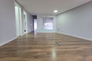 Sala com 100m², no bairro Centro em Caxias do Sul para Alugar