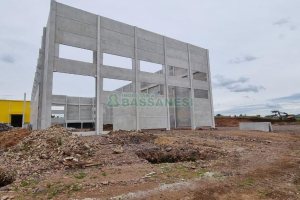 Pavilhão com 4409m², no bairro Distrito Industrial em Caxias do Sul para Alugar