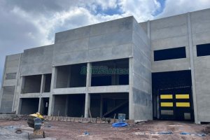 Pavilhão com 4409m², no bairro Distrito Industrial em Caxias do Sul para Alugar