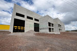 Pavilhão com 4409m², no bairro Distrito Industrial em Caxias do Sul para Alugar