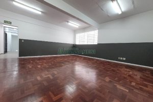 Sala com 80m², no bairro Lourdes em Caxias do Sul para Alugar