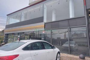 Sobreloja com 970m², no bairro Cinqüentenário em Caxias do Sul para Alugar