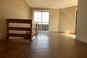 Apartamento com 260m², 3 dormitórios, 2 vagas, no bairro São Pelegrino em Caxias do Sul para Alugar