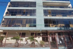 Apto Mobiliado com 193m², 3 dormitórios, 4 vagas, no bairro Pio X em Caxias do Sul para Comprar