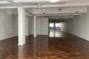 Loja com 300m², no bairro Centro em Caxias do Sul para Alugar
