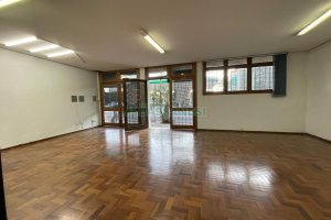 Loja com 105m², no bairro Sagrada Família em Caxias do Sul para Alugar