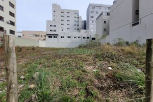 Terreno com 360m², no bairro Sanvitto em Caxias do Sul para Alugar