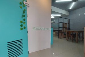 Loja com 60m², no bairro Rio Branco em Caxias do Sul para Alugar