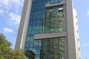 Sala com 68m², 1 vaga, no bairro Rio Branco em Caxias do Sul para Comprar