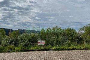 Terreno, no bairro Treviso em Caxias do Sul para Comprar