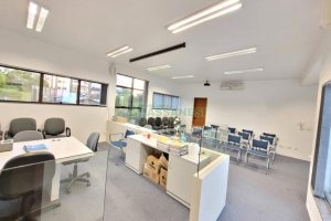 Sala com 140m², no bairro Exposição em Caxias do Sul para Alugar ou Comprar
