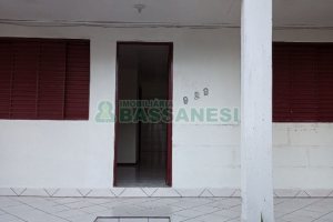 Casa com 154m², 4 dormitórios, 2 vagas, no bairro Esplanada em Caxias do Sul para Comprar