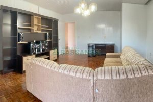 Casa com 212m², 3 dormitórios, 2 vagas, no bairro Fazenda Souza em Caxias do Sul para Comprar