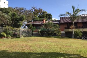 Casa com 410m², 3 dormitórios, no bairro Bela Vista em Caxias do Sul para Comprar