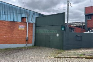 Pavilhão com 671m², no bairro Santa Catarina em Caxias do Sul para Alugar