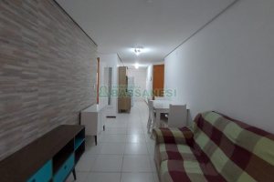 Apto Mobiliado com 49m², 2 dormitórios, 1 vaga, no bairro Desvio Rizzo em Caxias do Sul para Alugar ou Comprar