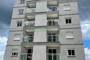 Apartamento com 51m², 2 dormitórios, 1 vaga, no bairro São Luiz em Caxias do Sul para Comprar