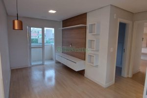 Apto Mobiliado com 67m², 2 dormitórios, 1 vaga, no bairro Kayser em Caxias do Sul para Comprar