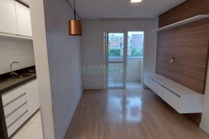 Apto Mobiliado com 67m², 2 dormitórios, 1 vaga, no bairro Kayser em Caxias do Sul para Comprar
