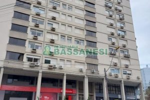 Loja com 568m², no bairro São Pelegrino em Caxias do Sul para Alugar