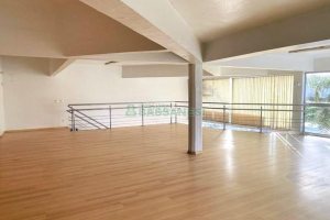 Loja com 220m², no bairro Charqueadas em Caxias do Sul para Alugar