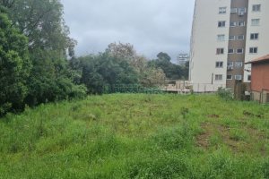 Terreno com 360m², no bairro Charqueadas em Caxias do Sul para Comprar