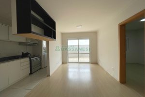 Apartamento com 55m², 1 dormitório, 1 vaga, no bairro Lourdes em Caxias do Sul para Alugar