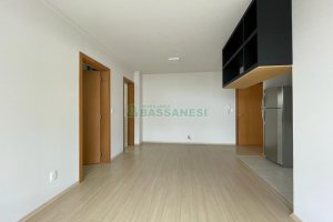 Apartamento com 55m², 1 dormitório, 1 vaga, no bairro Lourdes em Caxias do Sul para Alugar