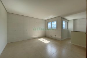 Apartamento com 105m², 3 dormitórios, 2 vagas, no bairro São Leopoldo em Caxias do Sul para Comprar