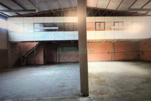 Pavilhão com 366m², no bairro Santa Catarina em Caxias do Sul para Alugar