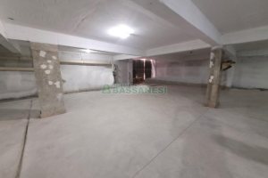 Loja com 315m², no bairro Kayser em Caxias do Sul para Alugar ou Comprar