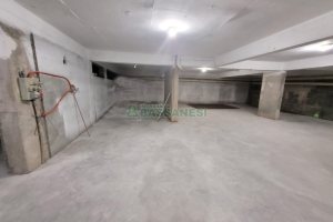 Loja com 315m², no bairro Kayser em Caxias do Sul para Alugar ou Comprar