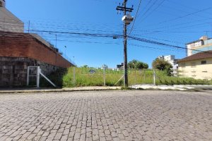 Terreno com 704m², no bairro Medianeira em Caxias do Sul para Alugar