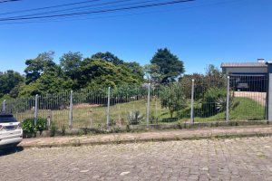 Casa, no bairro Santa Fé em Caxias do Sul para Comprar