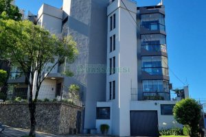 Apto/Cobertura com 182m², 4 dormitórios, 2 vagas, no bairro Lourdes em Caxias do Sul para Comprar