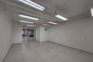 Loja com 100m², no bairro Forqueta em Caxias do Sul para Alugar